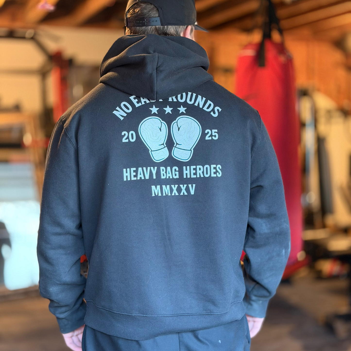 NO EASY ROUNDS HEAVYWEIGHT HOODIE